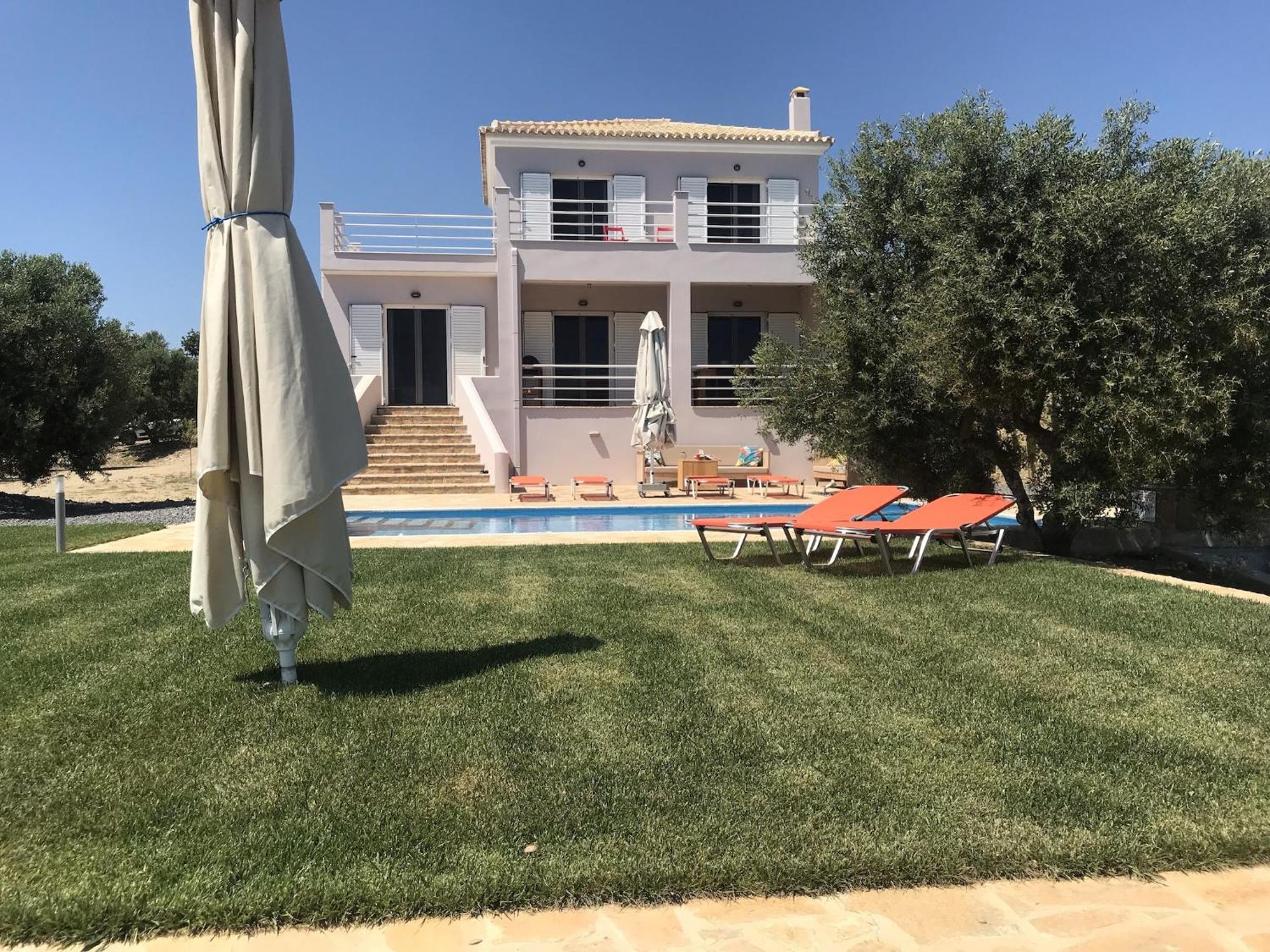 Luxurious Villa In Peloponnese With Swimming Pool Kamária Exterior foto